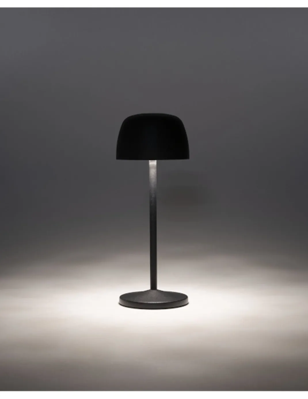 Lámpara portátil de exterior Treta – FORLIGHT – Carga por inducción magnética, LED regulable, USB
