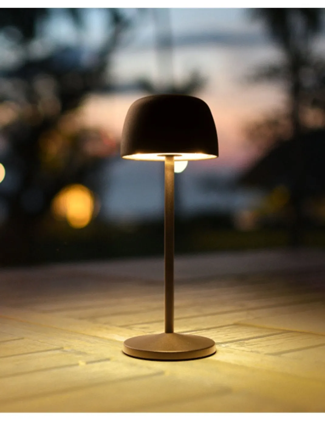 Lámpara portátil de exterior Treta – FORLIGHT – Carga por inducción magnética, LED regulable, USB