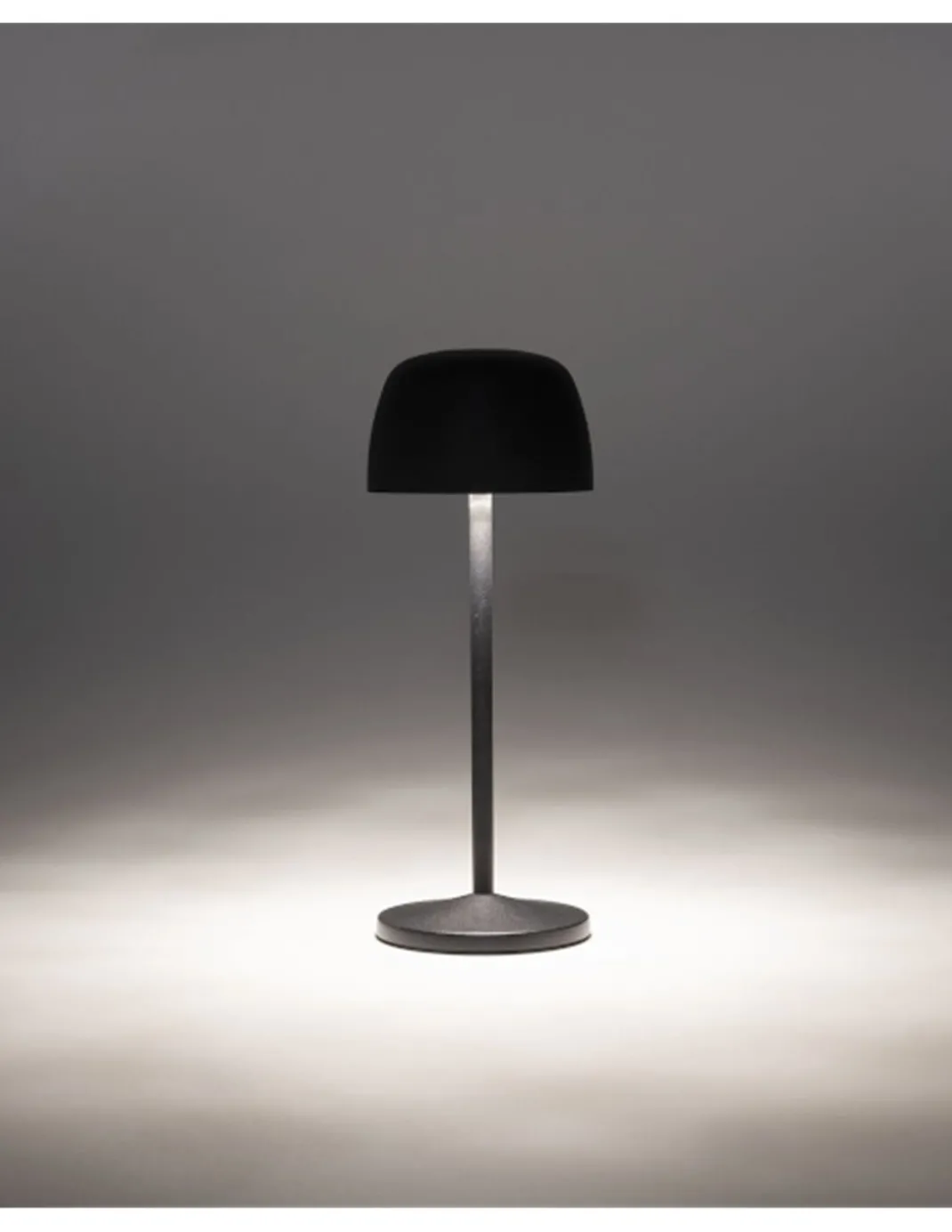 Lámpara portátil de exterior Treta – FORLIGHT – Carga por inducción magnética, LED regulable, USB
