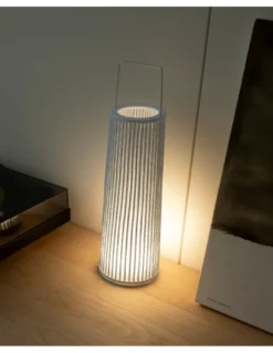 Lámpara portátil Hipatia – a-emotional light - Para exterior e interior, Incluye cable USB+cargador, LED 3000K