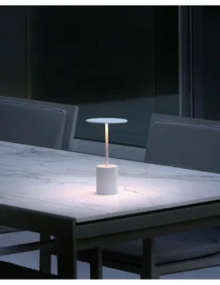 Lámpara portátil Yoru - Arkoslight - Diseño minimalista, regulable