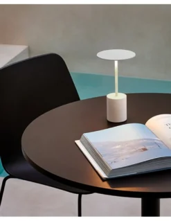 Lámpara portátil Yoru - Arkoslight - Diseño minimalista, regulable