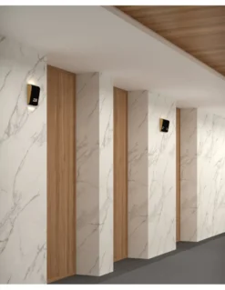 Lámpara señalética Sutil – Pujol – Aplique moderno LED customizable, Lámpara para hoteles