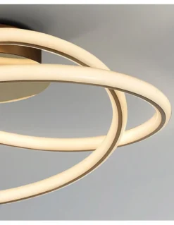 Plafón de techo Tube – Schuller – Diseño minimalista, acabado oro