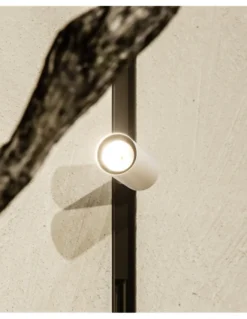 Proyector de carril magnético Diro – Beneito & Faure – Lámpara orientable LED