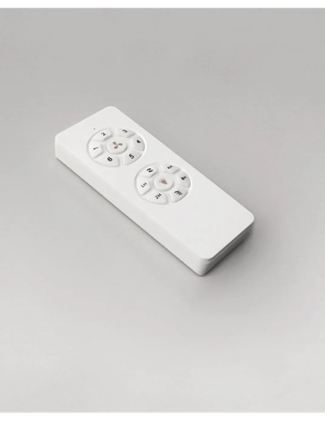 Ventilador con luz Siroco – Schuller – Palas de madera blanca, motor DC, 6 velocidades