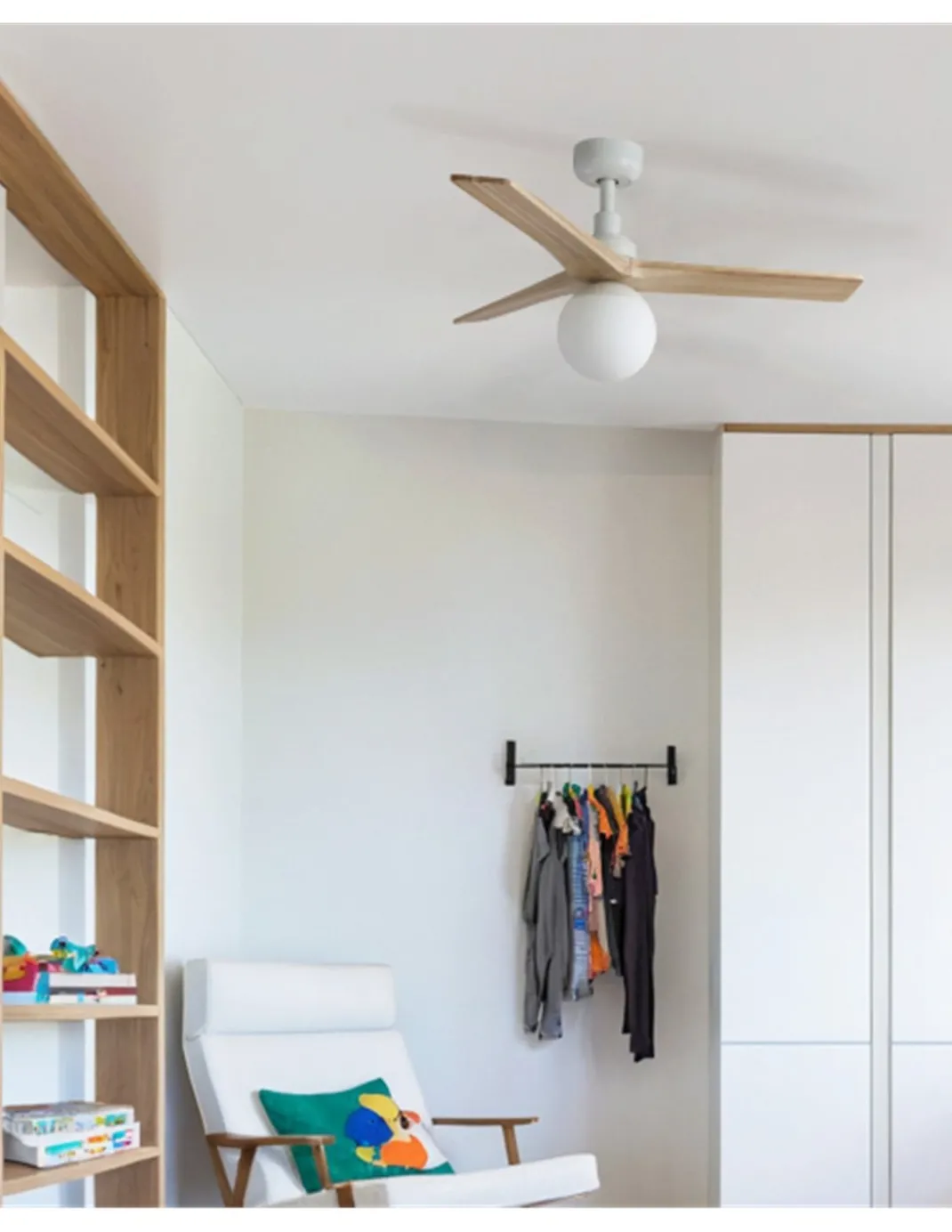 Ventilador de techo con luz Klim Smart S - Faro - Ventilador inteligente y silencioso, luz bola