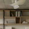 Ventilador de techo sin luz Venice - AJP - Palas curvadas en madera clara, ultrasilencioso y con mando a distancia